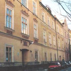 5. Jezsuita gimnázium | Szent István Gimnázium Hunyadi utca 23-25. szám alatti épületszárny